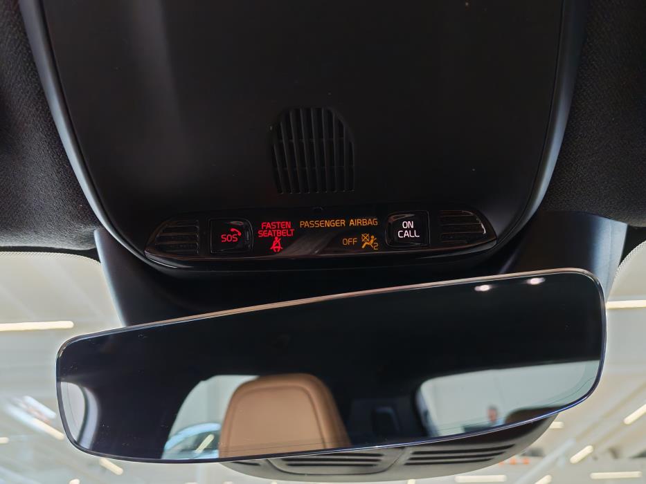 VOLVO XC40 2020