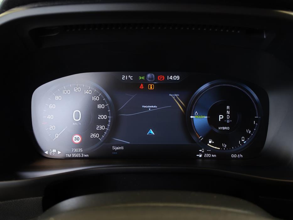 VOLVO XC40 2020