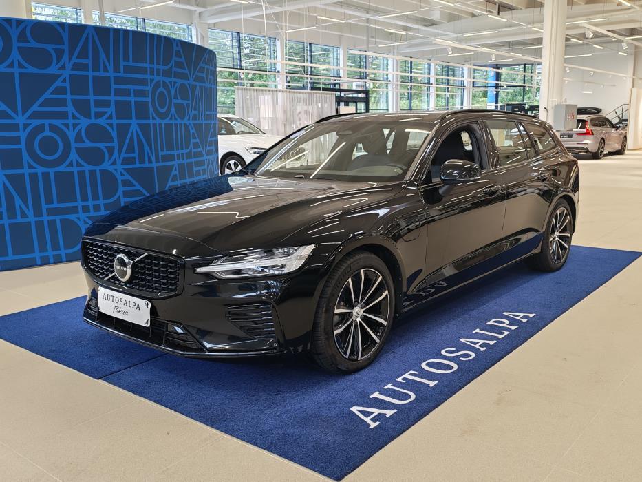 VOLVO V60 2023