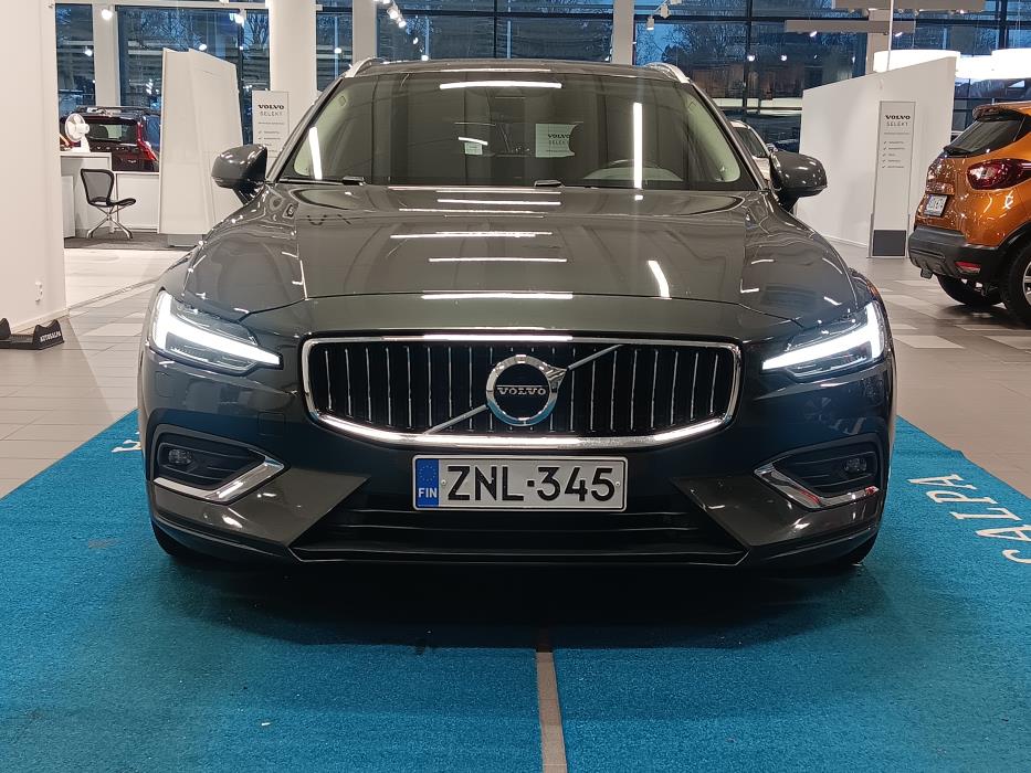 VOLVO V60 2020