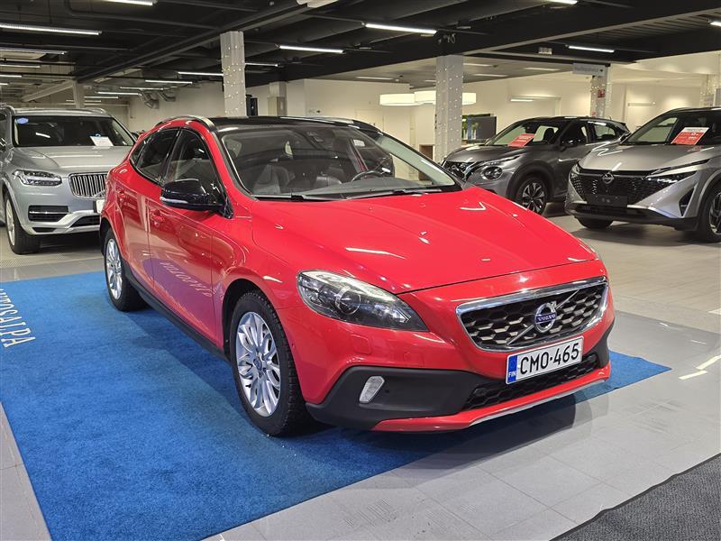 VOLVO V40 Cross Country 2016
