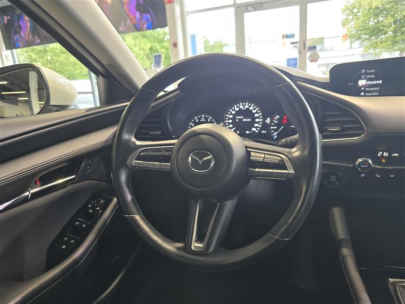 MAZDA 3 2019