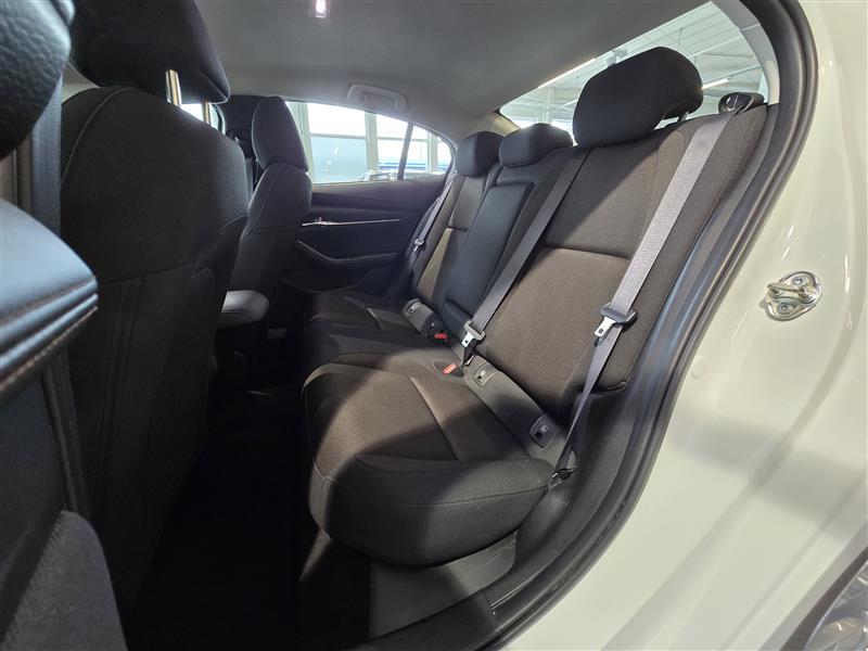 MAZDA 3 2019