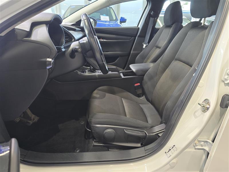 MAZDA 3 2019