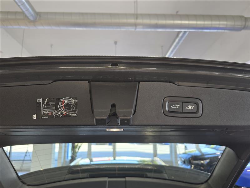 VOLVO V60 2020