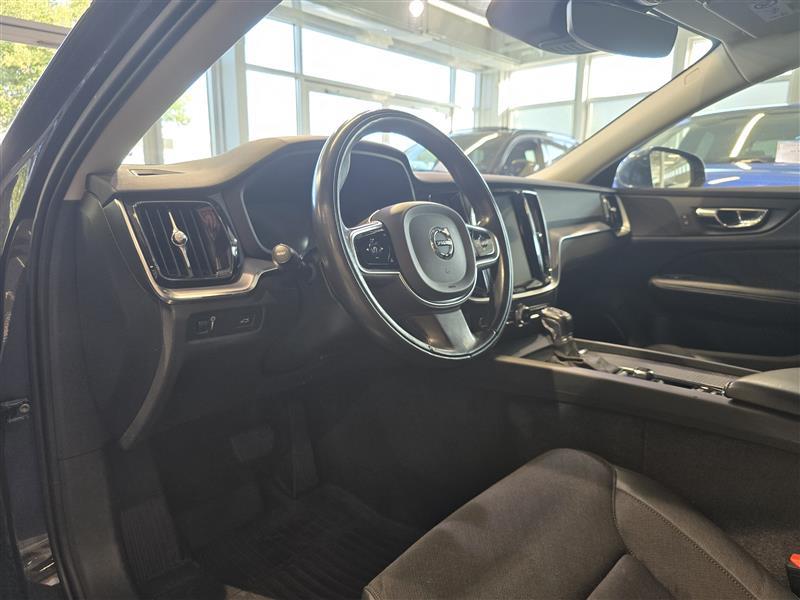 VOLVO V60 2020