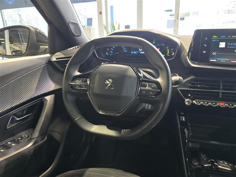 PEUGEOT e-2008 2023