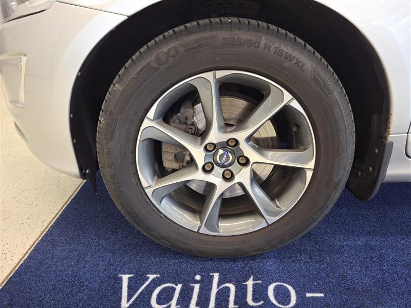 VOLVO XC60 2015