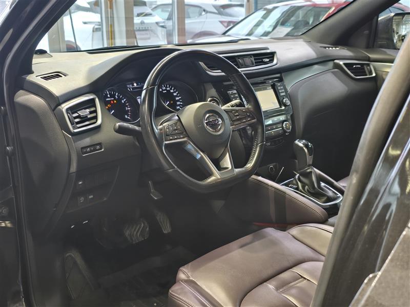 NISSAN Qashqai 2018