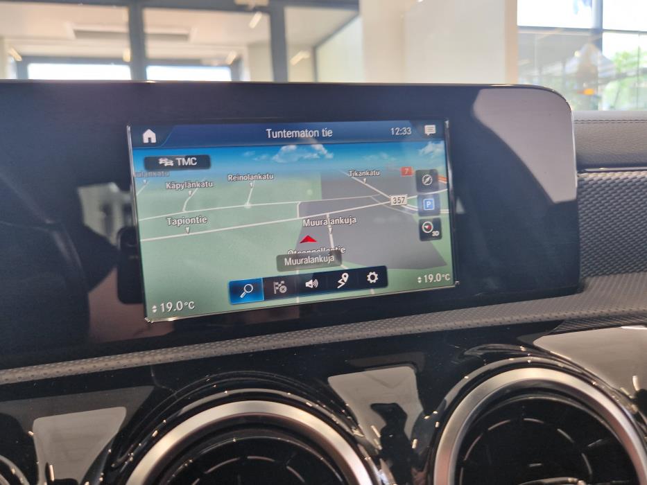 MERCEDES-BENZ CLA 2019