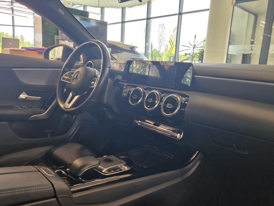 MERCEDES-BENZ CLA 2019