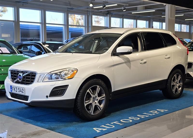 VOLVO XC60 2013