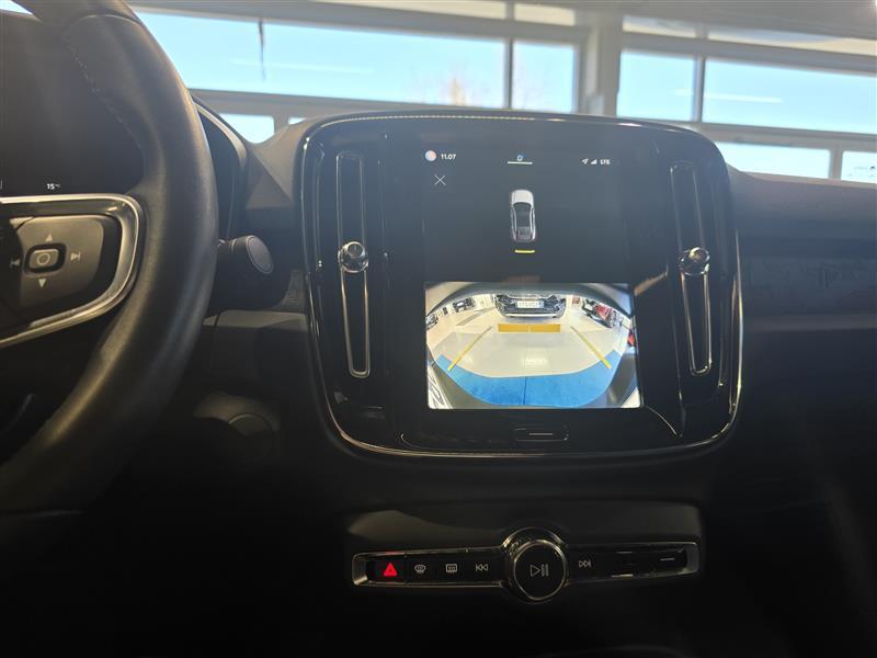 VOLVO C40 2024
