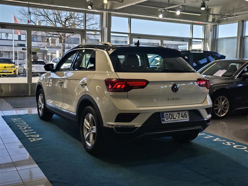 VOLKSWAGEN T-Roc 2021