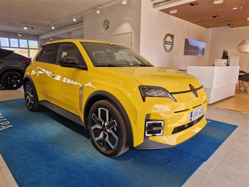 RENAULT 5 2025