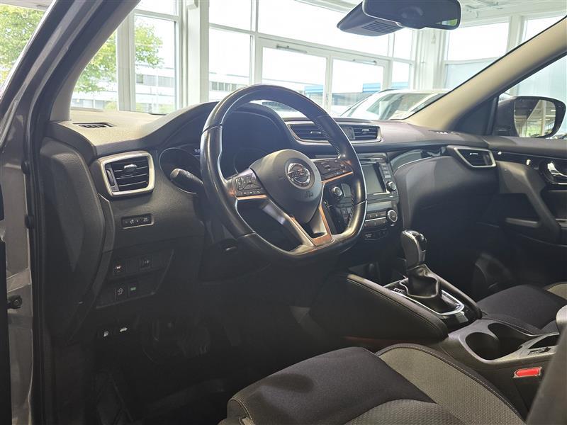 NISSAN Qashqai 2020