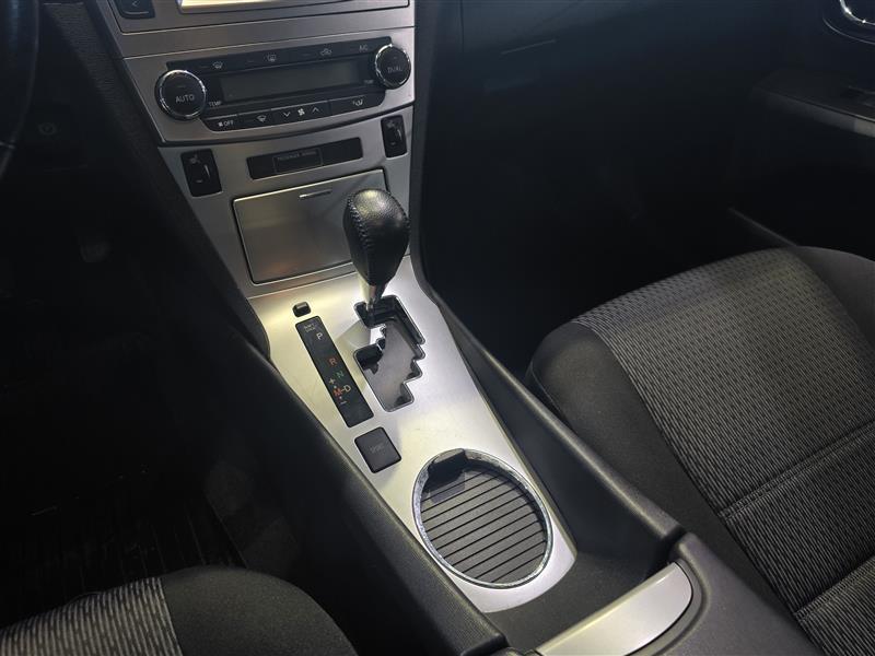 TOYOTA Avensis 2014