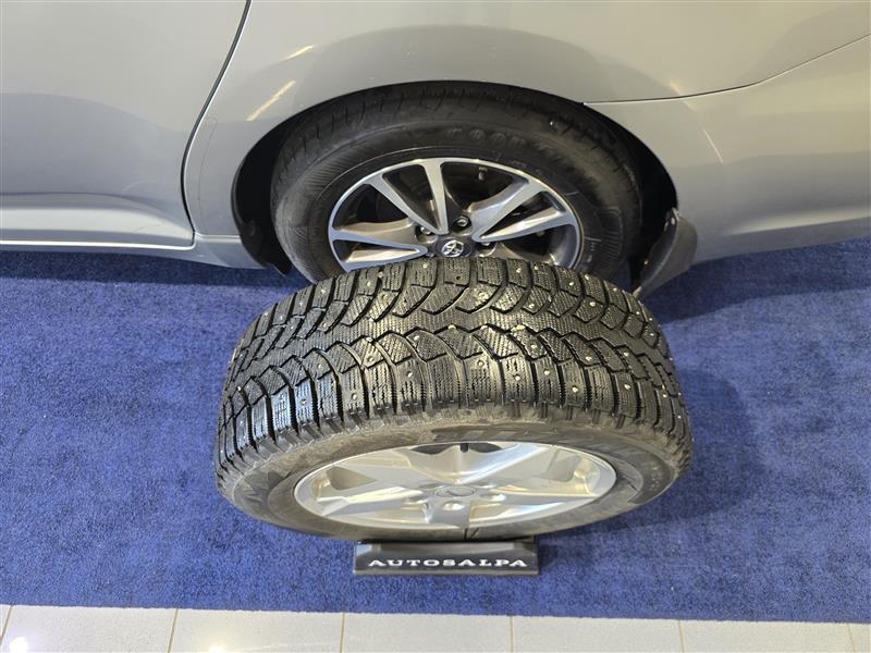 TOYOTA Avensis 2014