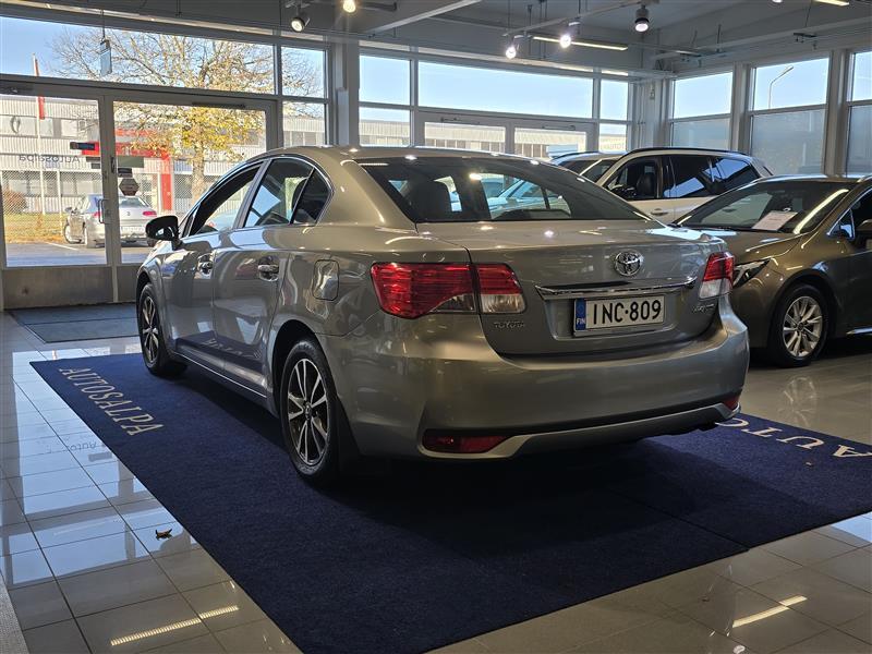 TOYOTA Avensis 2014