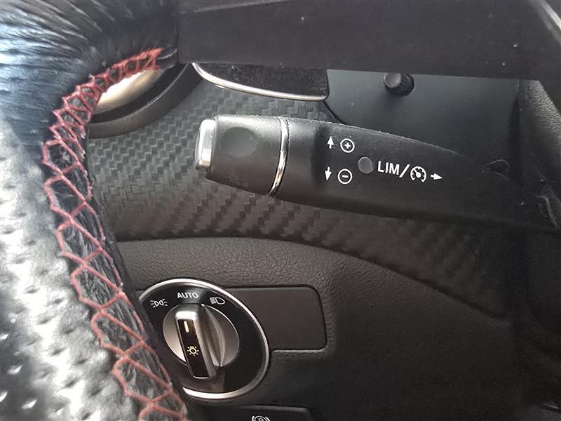 MERCEDES-BENZ A 2016