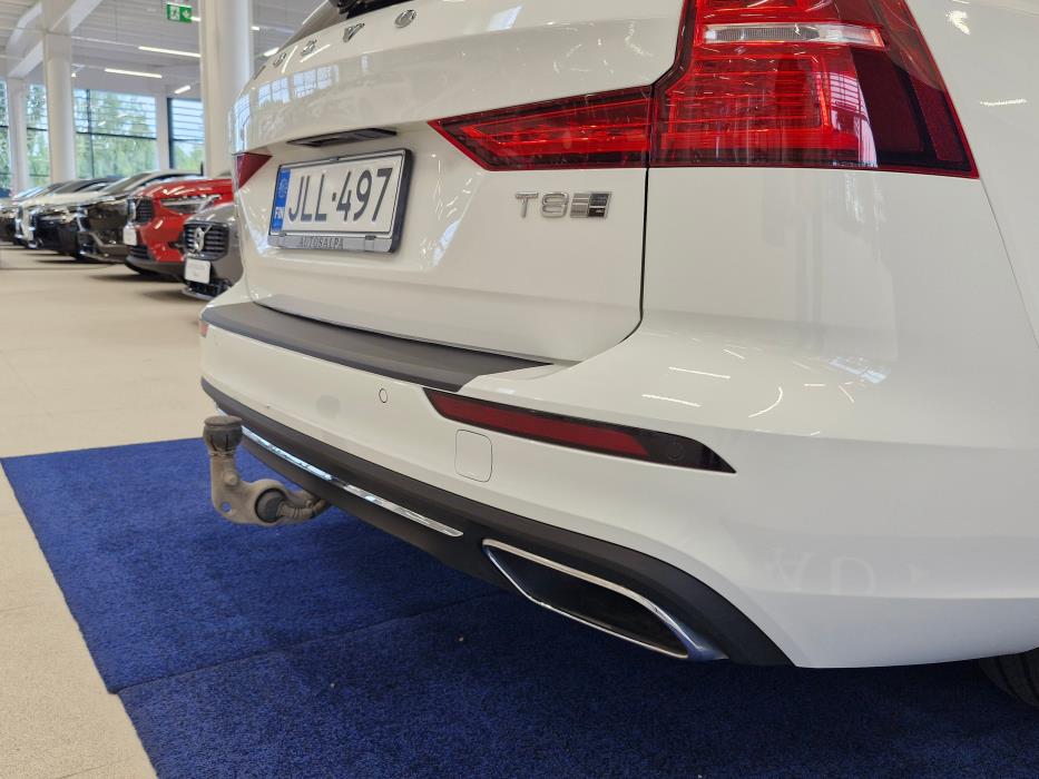 VOLVO V60 2020