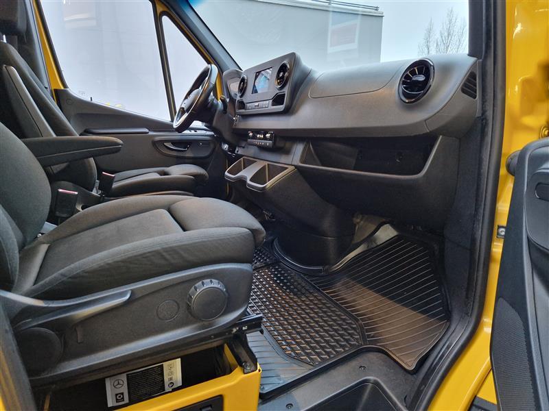 MERCEDES-BENZ Sprinter 2020