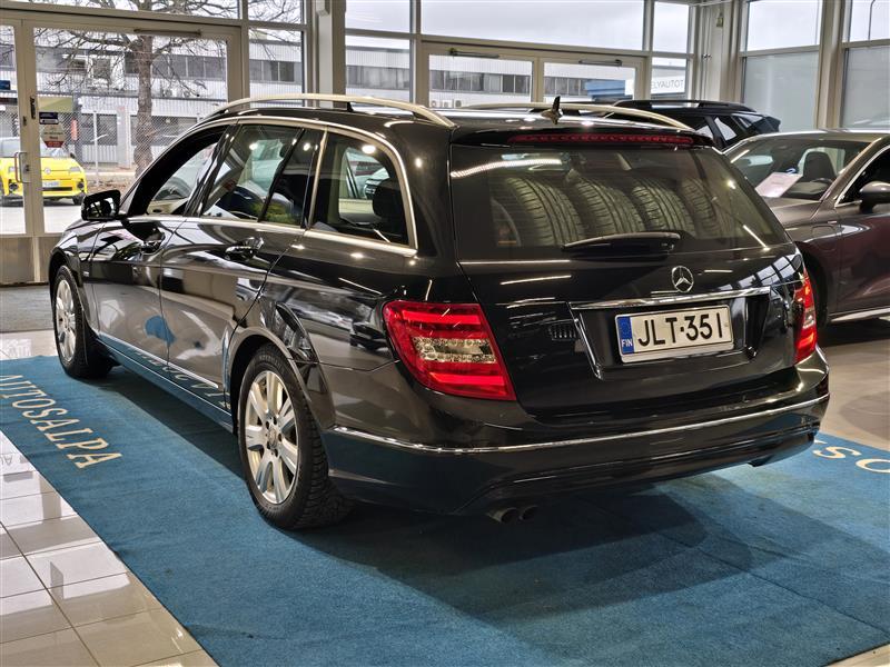 MERCEDES-BENZ C 2011