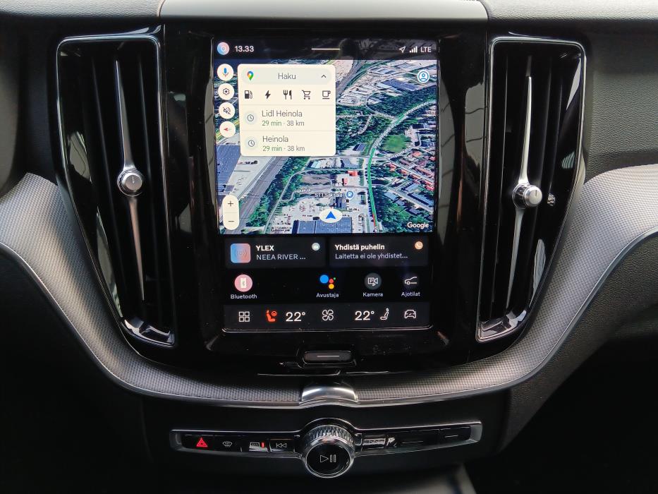 VOLVO XC60 2023