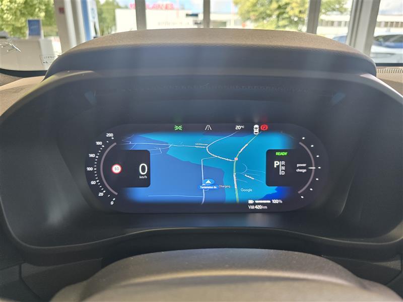 VOLVO C40 2023