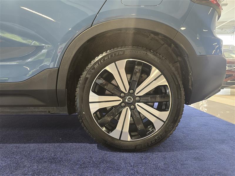 VOLVO C40 2023