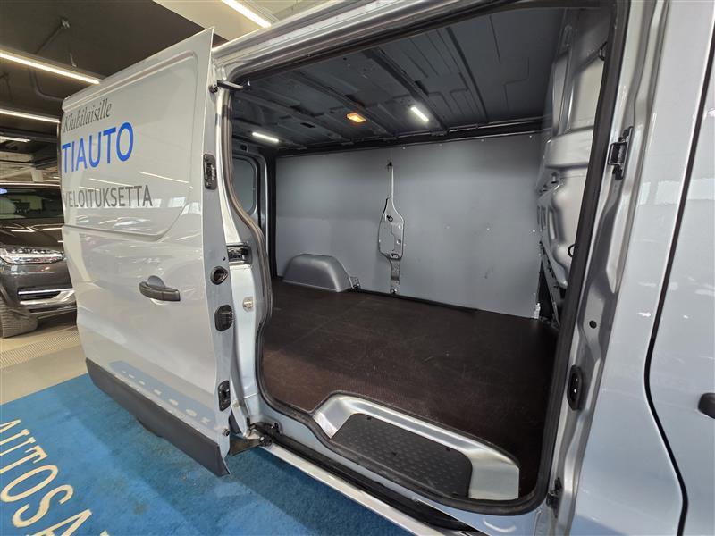 RENAULT Trafic 2025