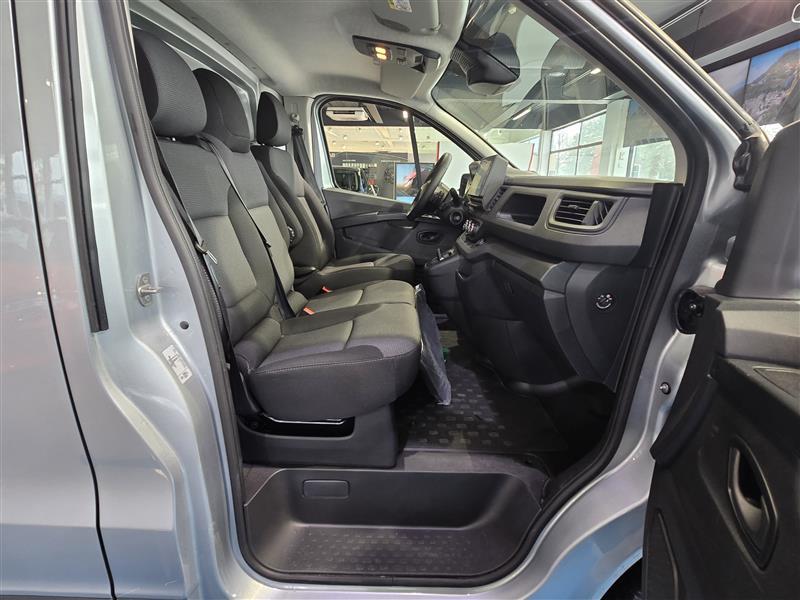 RENAULT Trafic 2025