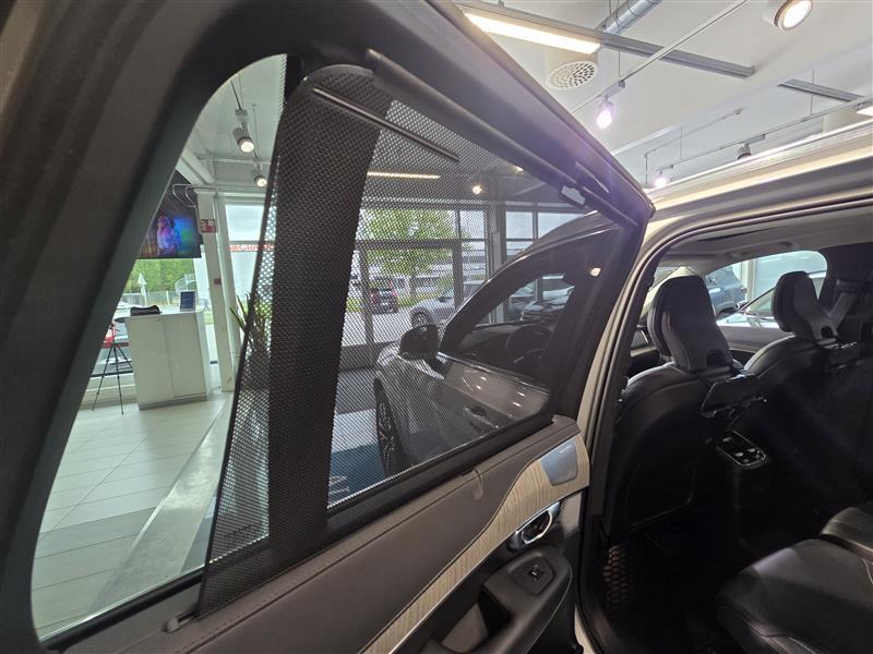 VOLVO XC90 2023