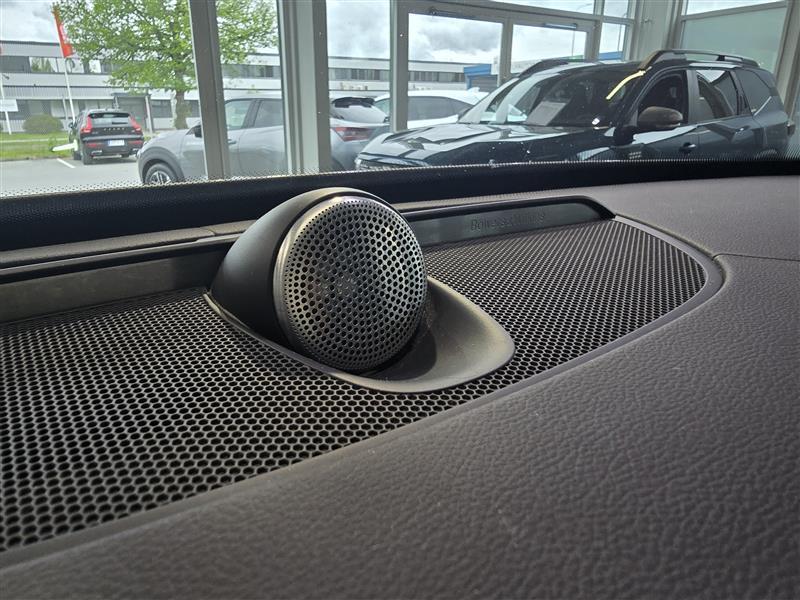 VOLVO XC90 2023