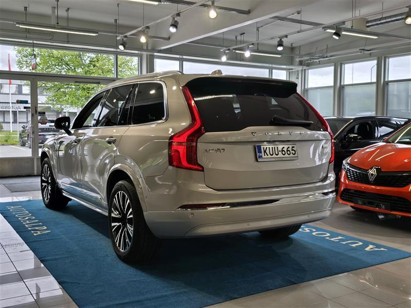 VOLVO XC90 2023