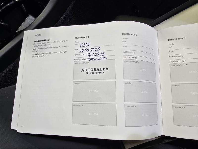 VOLVO C40 2024