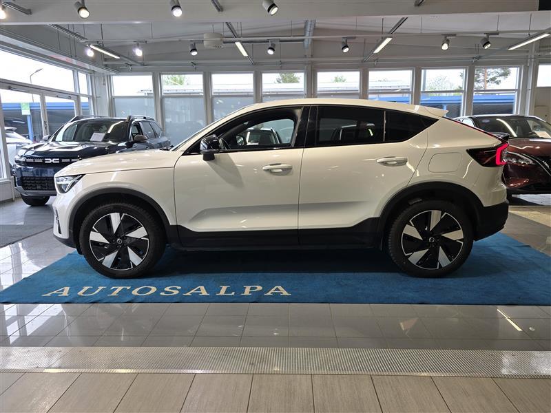 VOLVO C40 2024