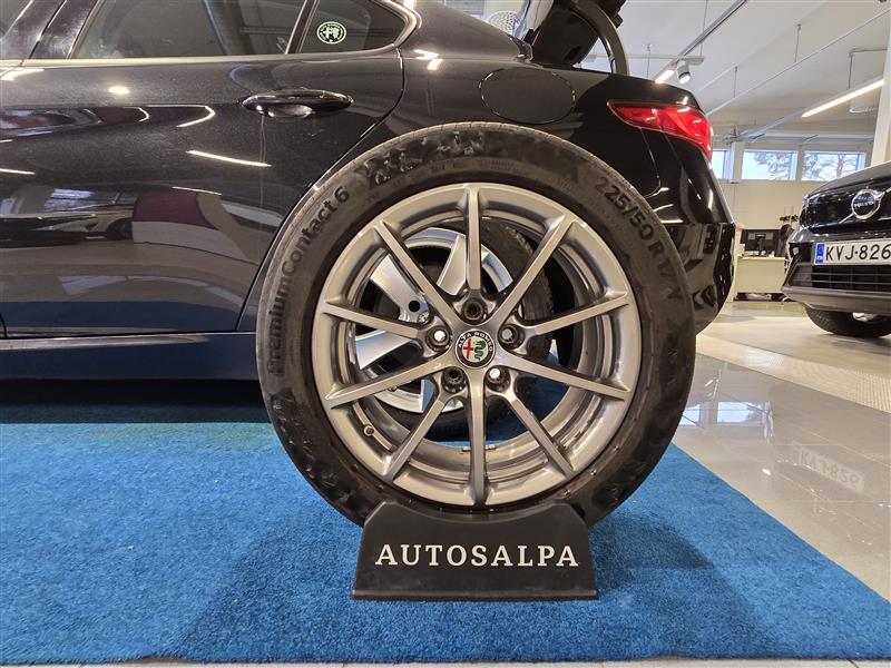 ALFA ROMEO Giulia 2017