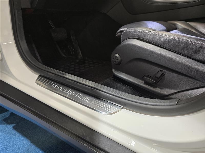 MERCEDES-BENZ GLC 2018