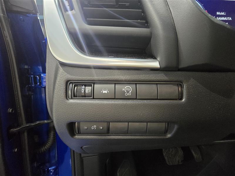 NISSAN Qashqai 2024