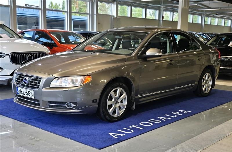 VOLVO S80 2011
