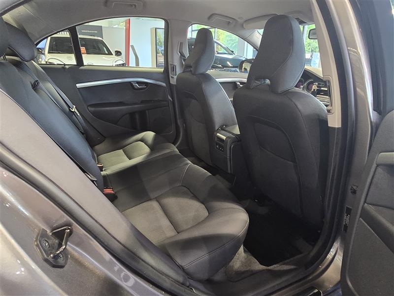 VOLVO S80 2011