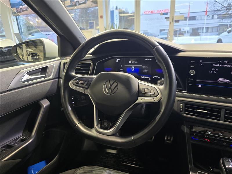 VOLKSWAGEN Polo 2023