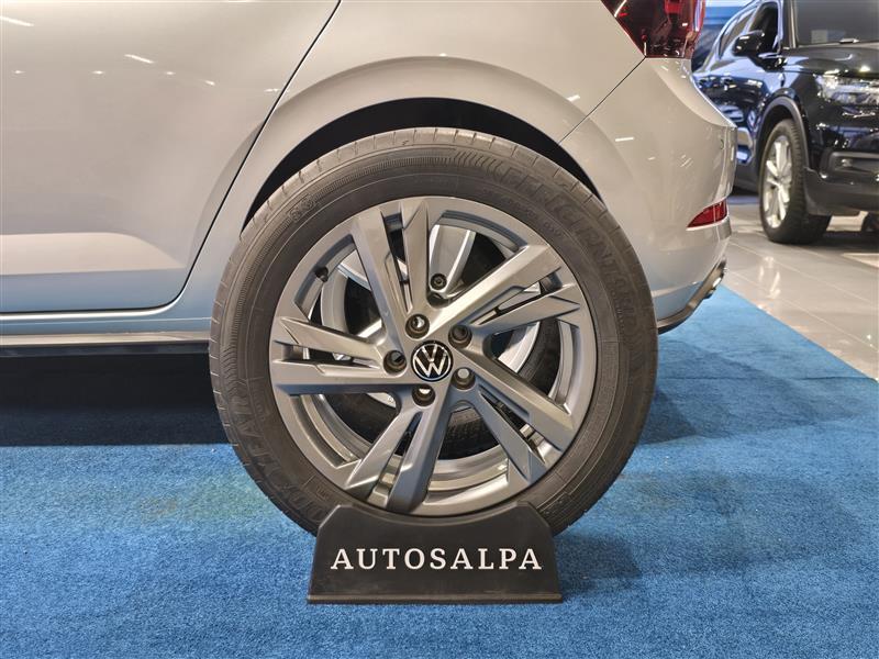 VOLKSWAGEN Polo 2023