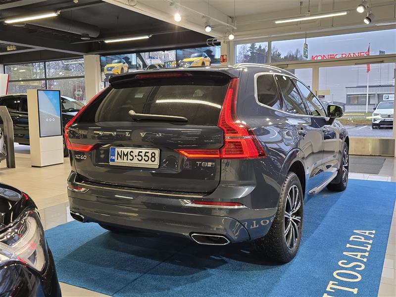 VOLVO XC60 2020