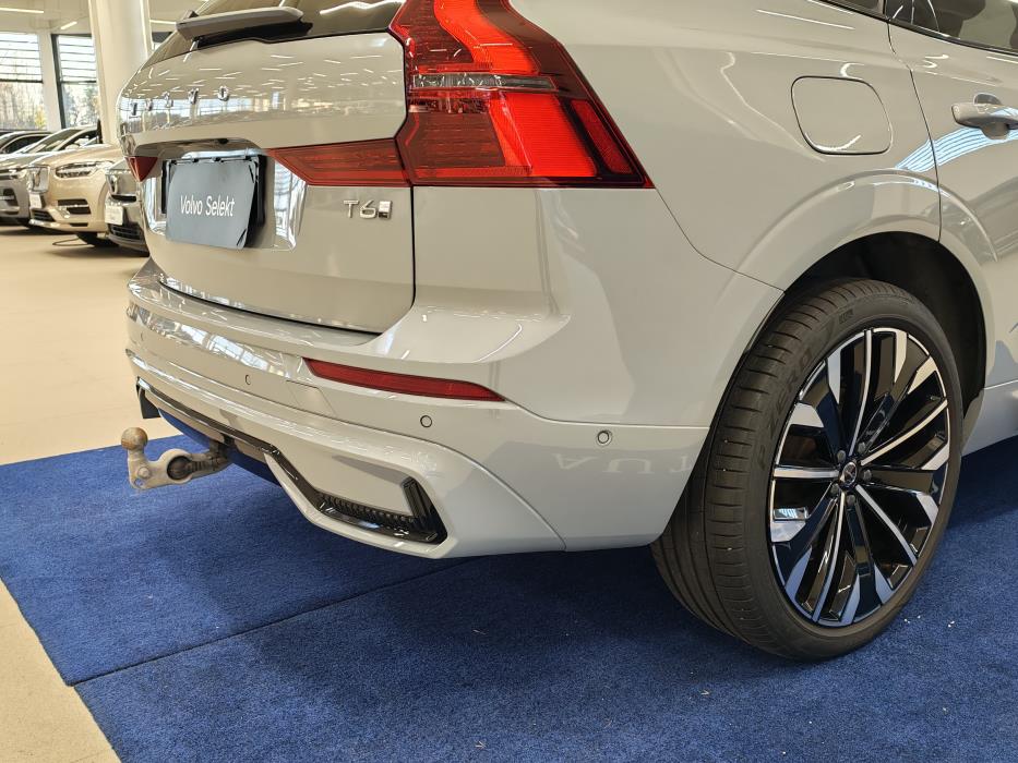 VOLVO XC60 2026