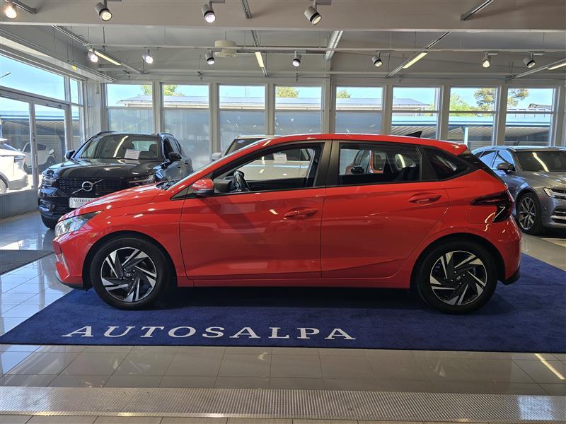 HYUNDAI i20 Hatchback 2021