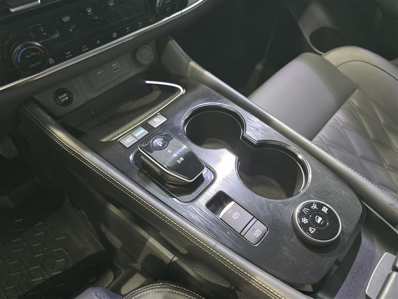 NISSAN X-Trail 2023