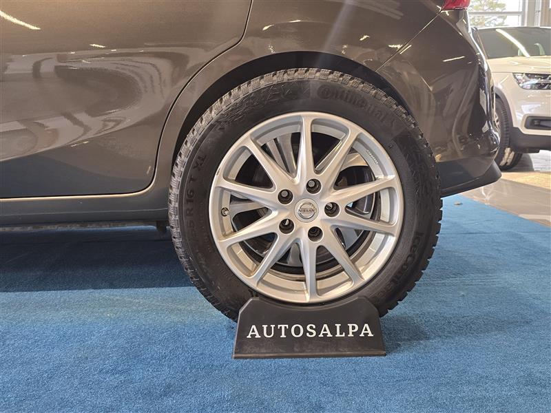 NISSAN Pulsar 2015