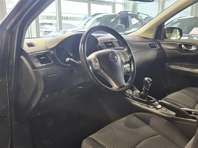 NISSAN Pulsar 2015
